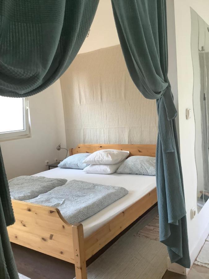 Pitypang Lak Apartment Szigetmonostor Ngoại thất bức ảnh