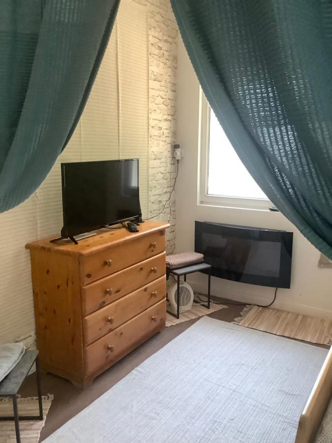 Pitypang Lak Apartment Szigetmonostor Ngoại thất bức ảnh